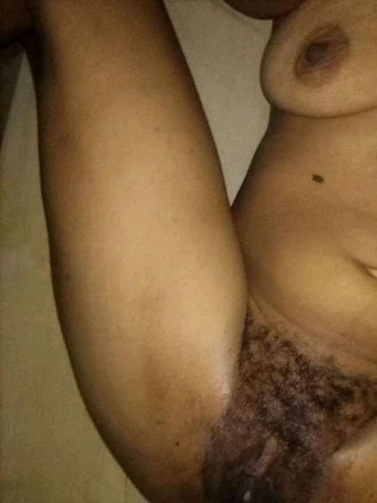 Busty PNG Slut #zeDH7RtR