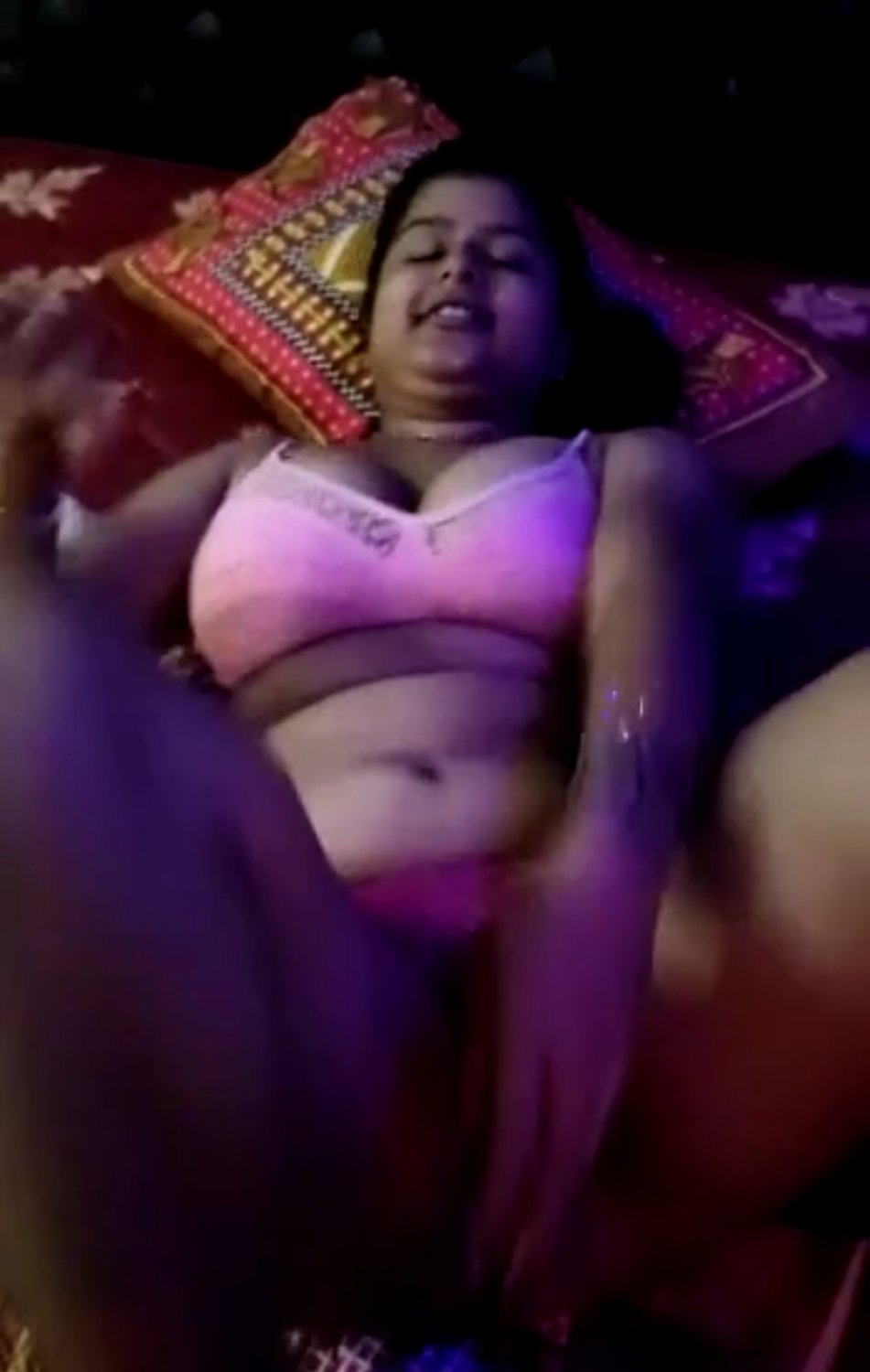 Desi #AxDdTUiK