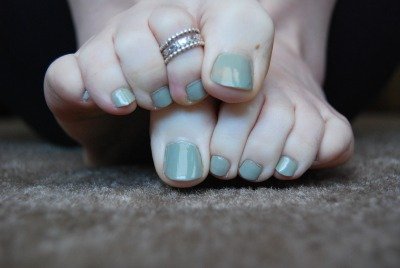 hairstylist's foot slut past #JIZYthAY