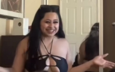 Latina with big melons I def wouldn’t pull out! She got natural DSL lips #PhG1zCAO