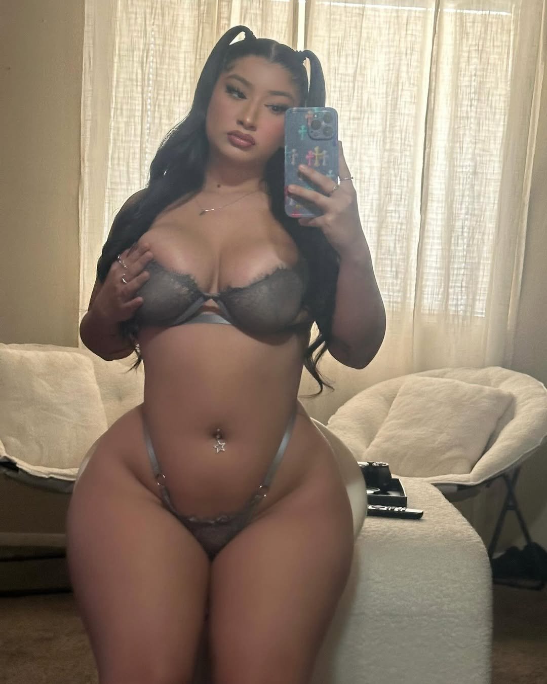 goon to latina hips and legs 1 #NNzR8ieD