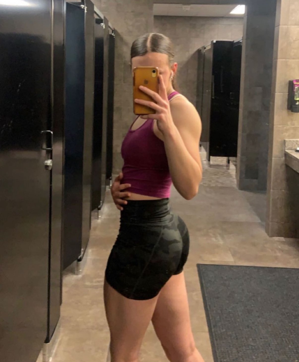 Cuck wants his thick ass cousin to be a famous webslut #7iVyl46s