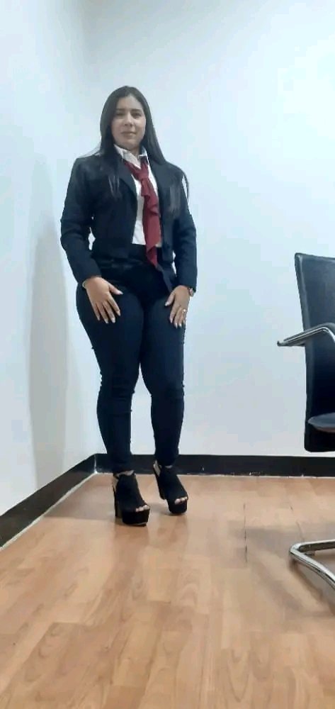 Ingeniera en Venezuela-Prostituta en Uruguay