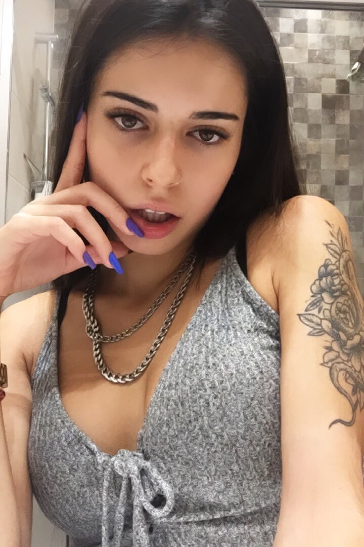 Sadlyy Streamer Cantante Puta #2HEhAMJW