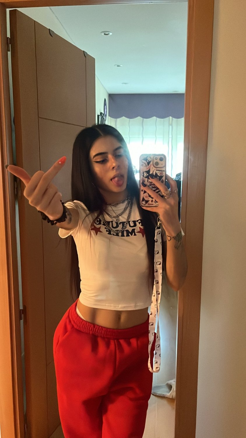 Sadlyy Streamer Cantante Puta #bomiJ0Io